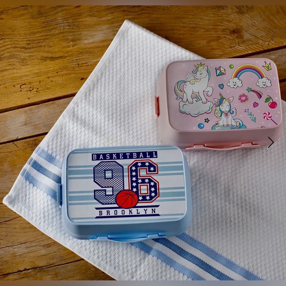 Crystalia kid lunch box BPA free sturdy  spoon &fork that snaps to lid